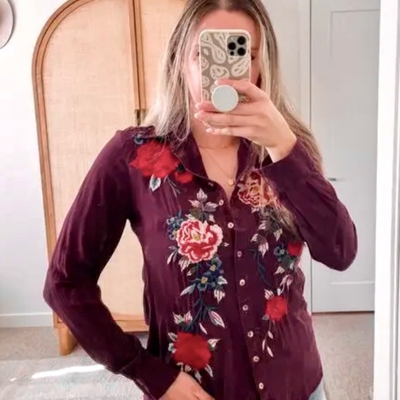 JOHNNY WAS Purple Floral Embroidered Long Sleeve Silk Top Small - Picture 4 of 12